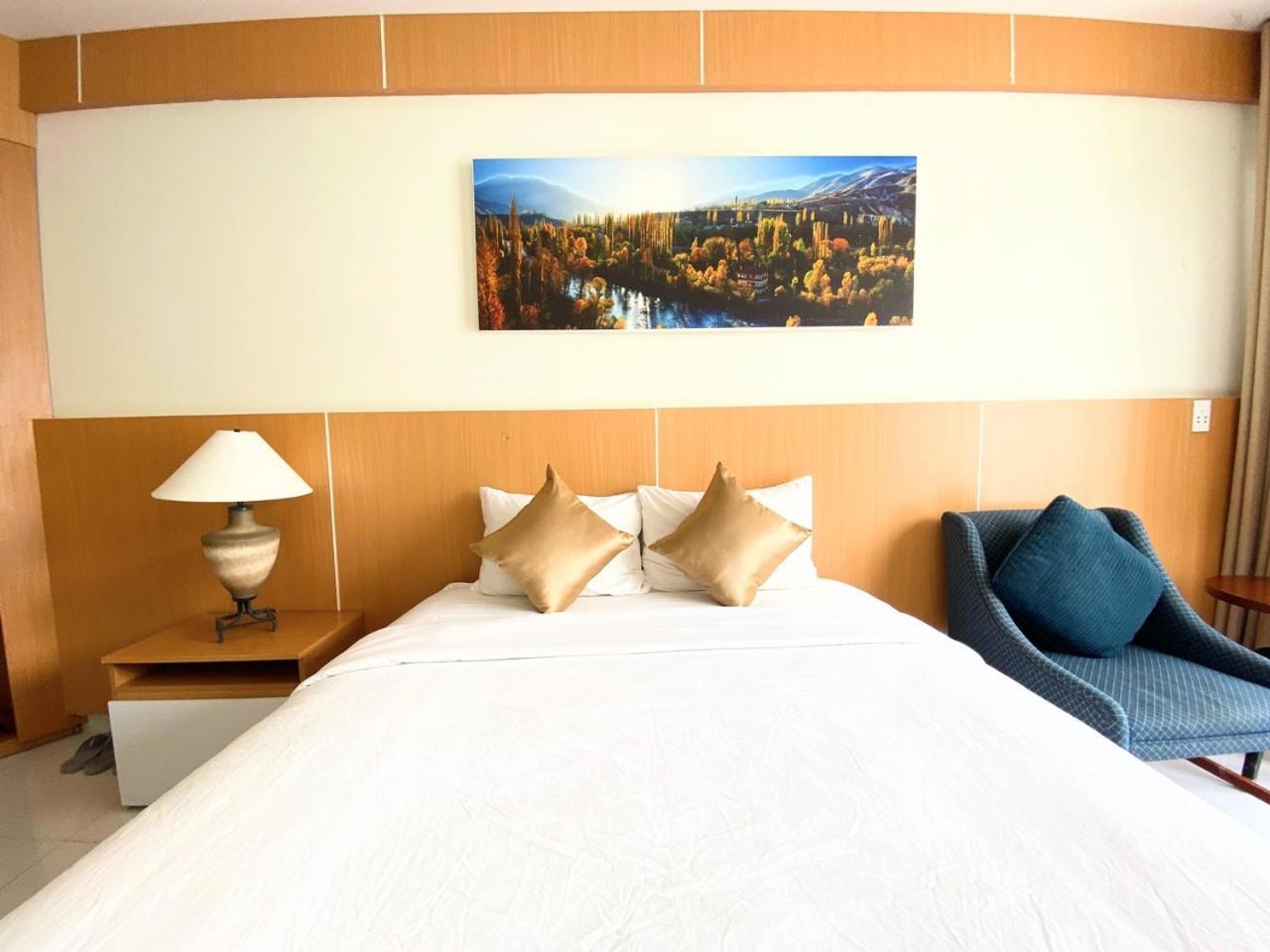Conson Hotel Chi Khu Co Ong Esterno foto