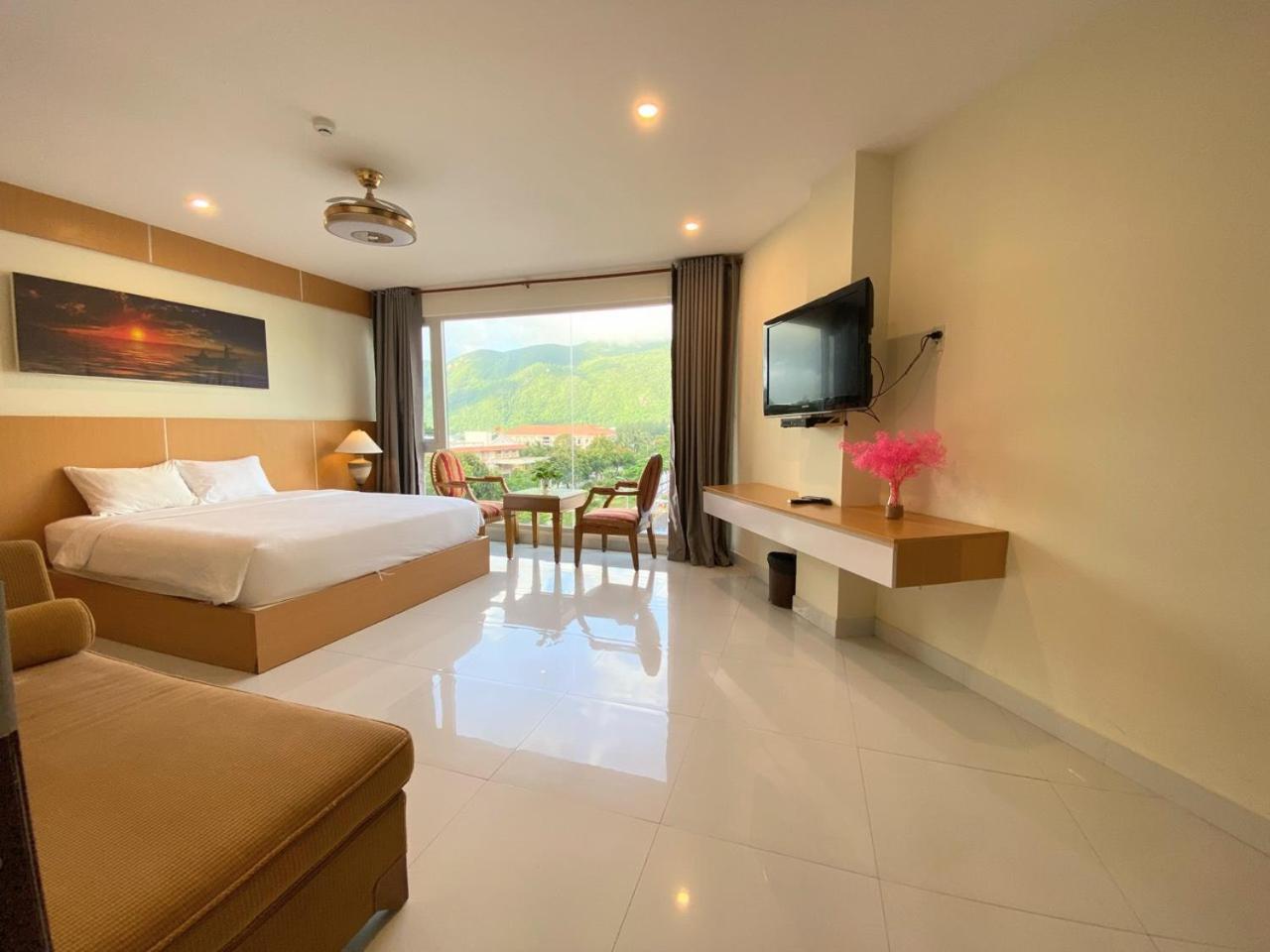 Conson Hotel Chi Khu Co Ong Esterno foto